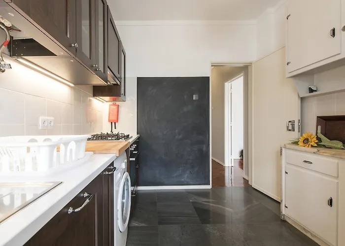 美丽公寓 - 靠近灯光体育场 *